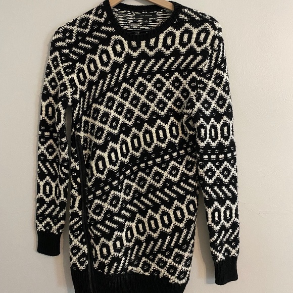 Ann Taylor Chunky Wool Blend Sweater with Asymmetrical Zipper. - Picture 1 of 9